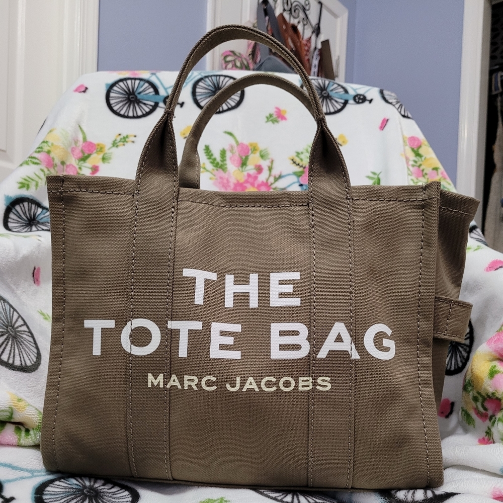 Marc Jacobs The Small Tote Bag in Slate Green